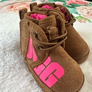 Baby Ugg size 0/1